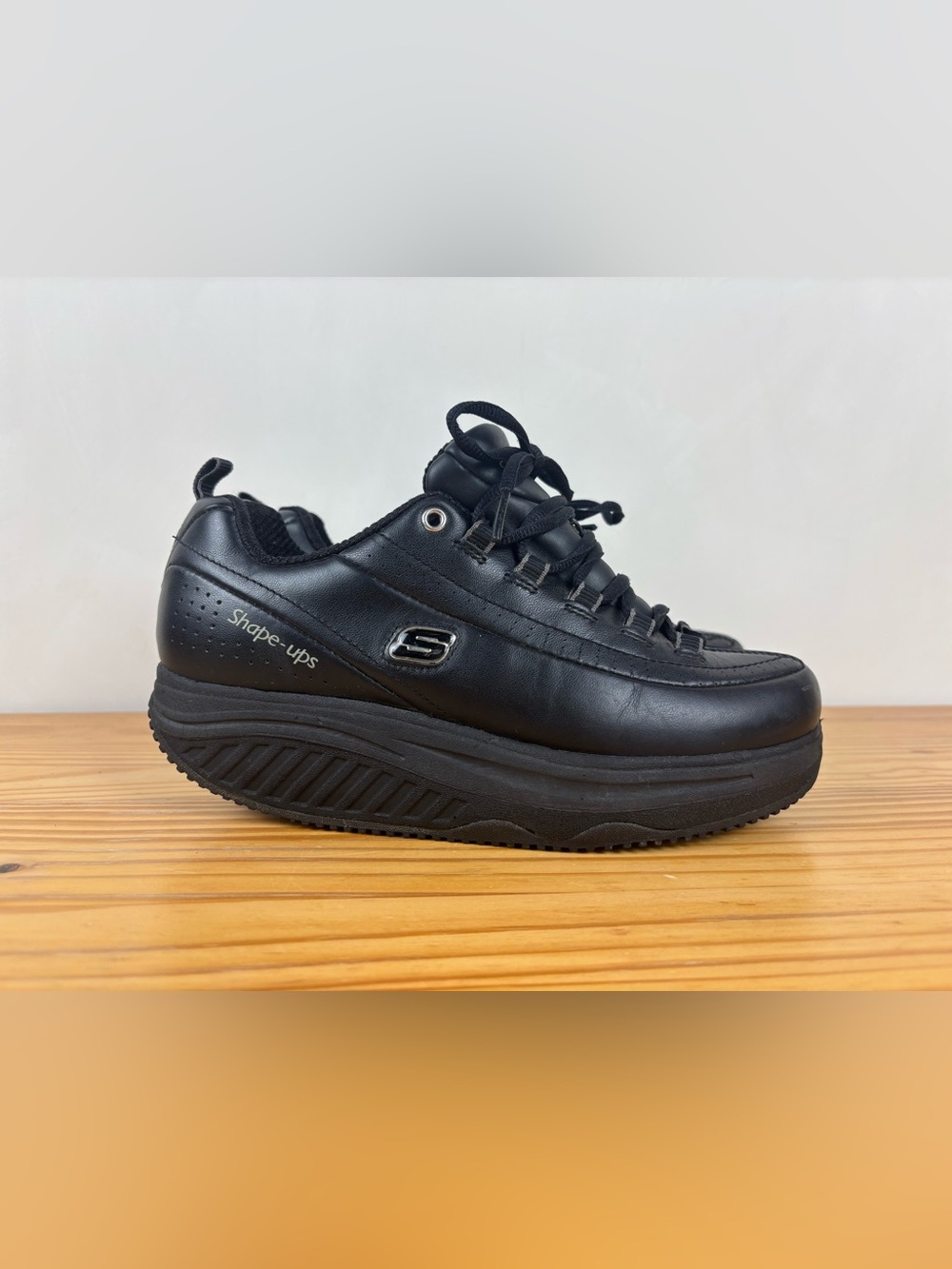 Sketchers Shape Ups Slip Resistant Work 76567 Womens 8 Black